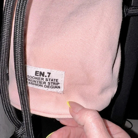 MINISO PINK AND BLACK CANVAS CROSSBODY DRAWSTRING BUCKET BAG SMALL - Picture 7 of 10